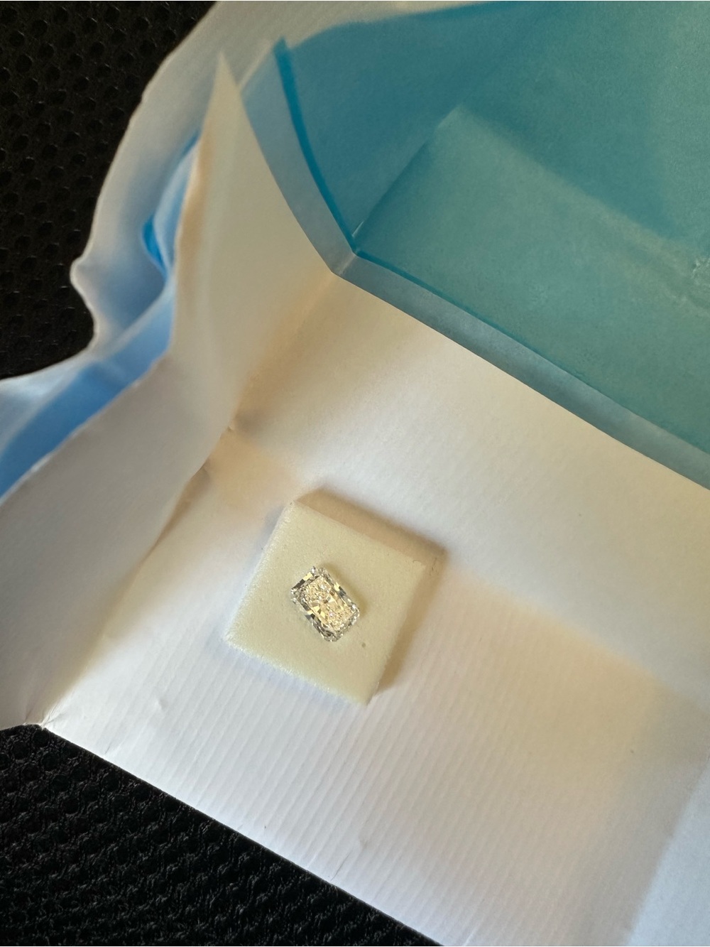 Loose Radiant-Cut labDiamond - clear color D clarity vvs2 size 0.99 ct